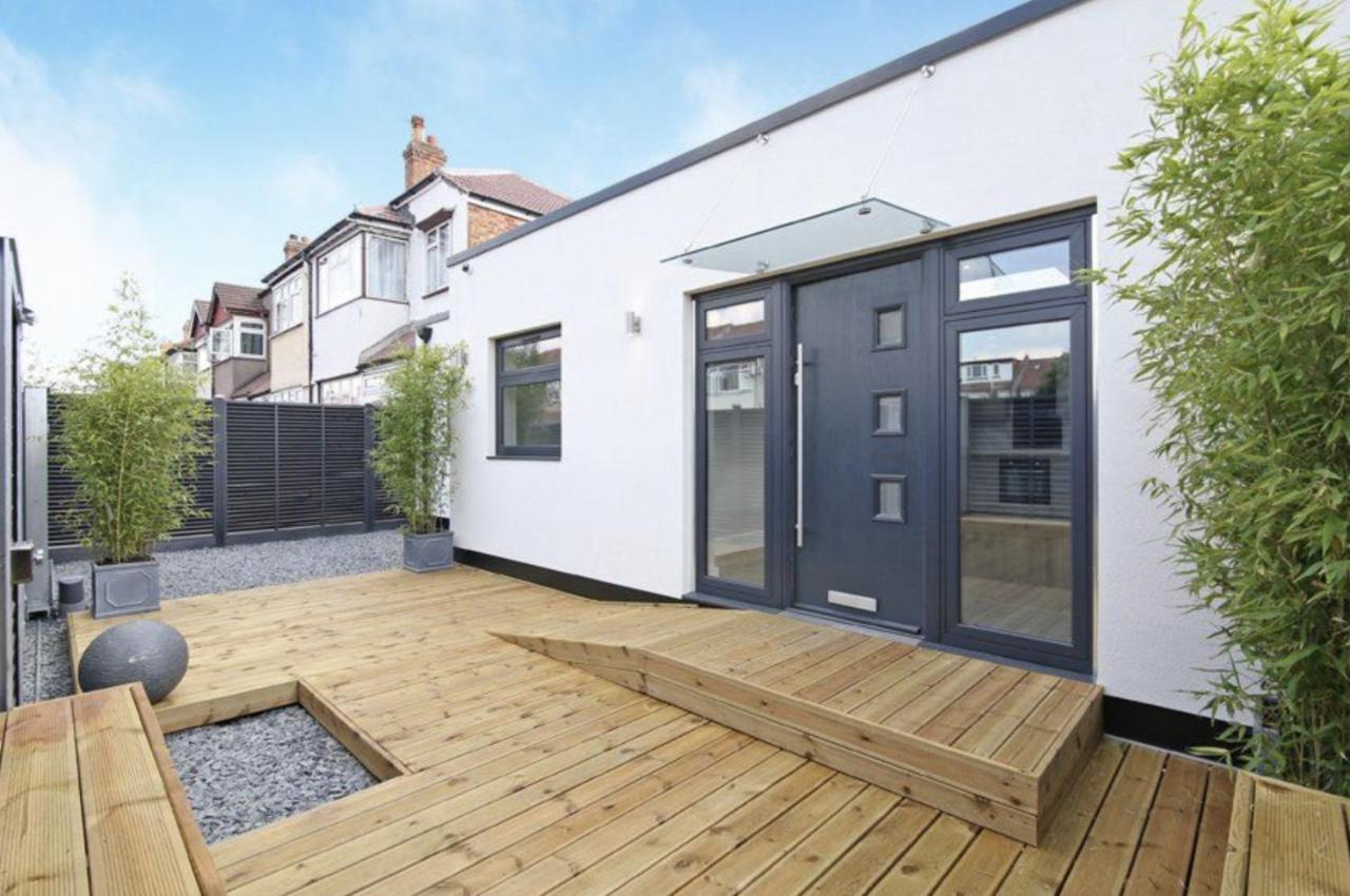 Streatham House - 2 Bedroom - Sleeps 6 - Free Wifi Streatham Vale Dış mekan fotoğraf