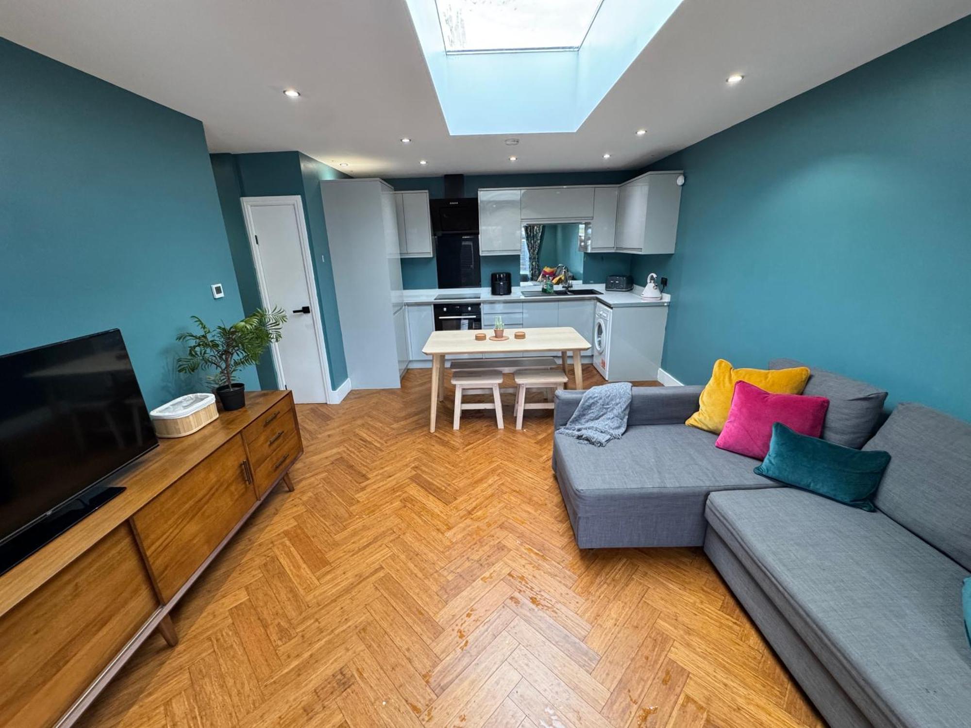 Streatham House - 2 Bedroom - Sleeps 6 - Free Wifi Streatham Vale Dış mekan fotoğraf